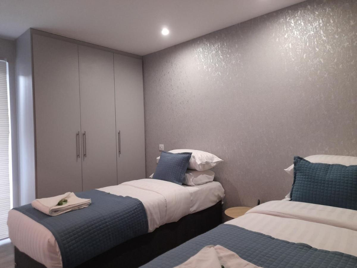 Apartments Heathrow - Hounslow Cranford Zewnętrze zdjęcie